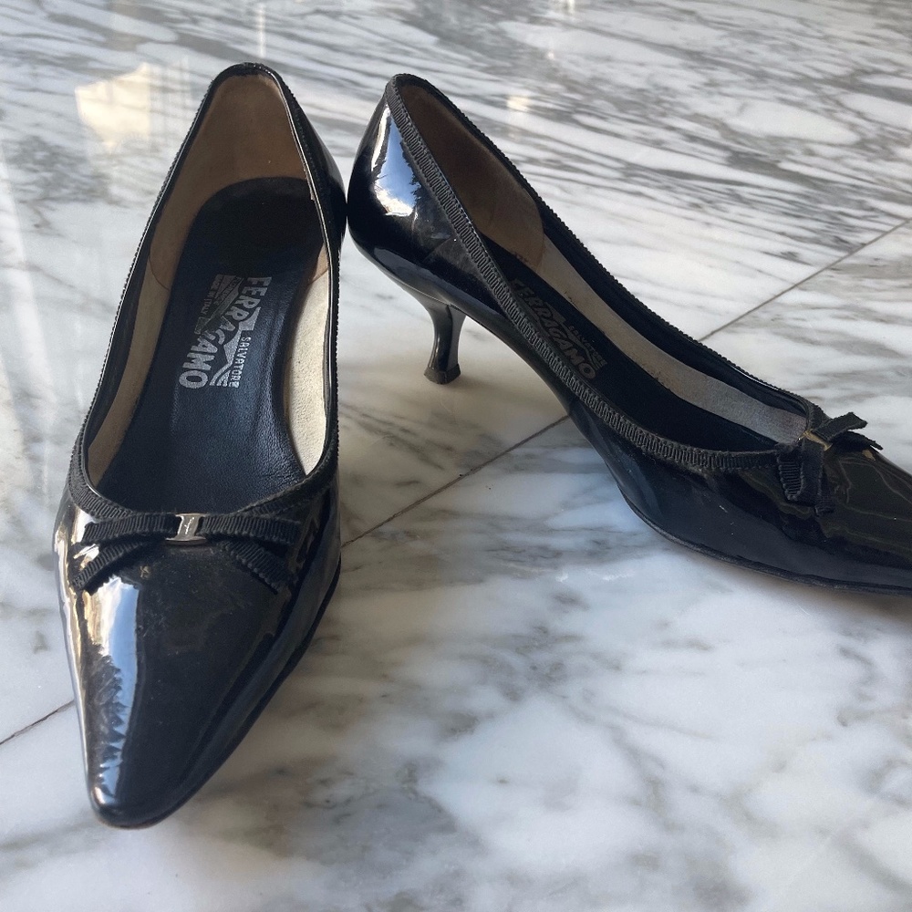 Ferragamo Black Patent Leather Pumps